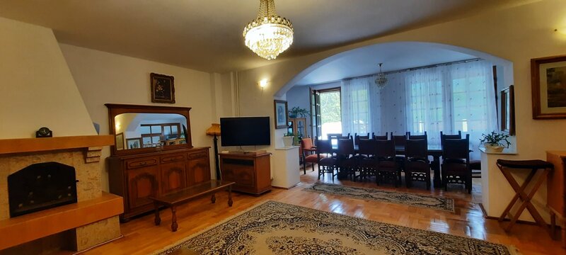 Busteni, Poiana Tapului, Vila superba, vedere deosebita