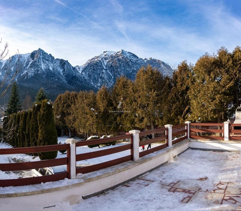 Busteni, Poiana Tapului, Vila superba, vedere deosebita