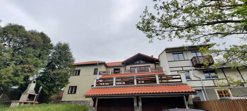 Busteni, Poiana Tapului, Vila superba, vedere deosebita